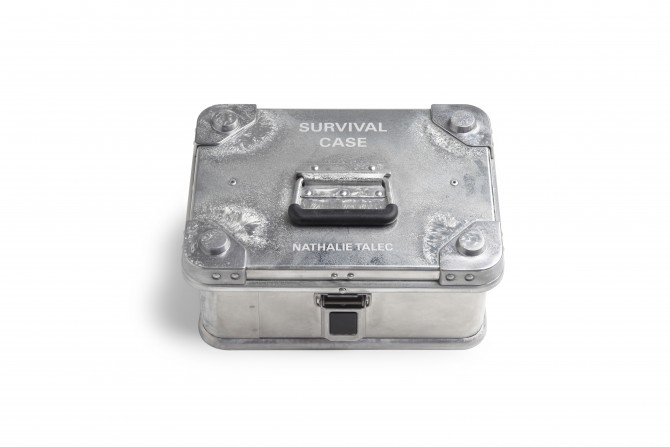 Nathalie Talec, Survival case, 2008. Collection Frac Franche-Comté
