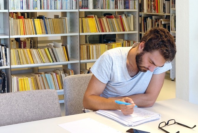 Bibliothèque Bibliothèque